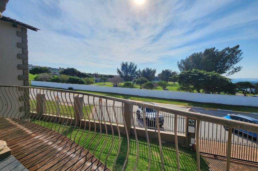 4 Bedroom Property for Sale in Jeffreys Bay Central Eastern Cape